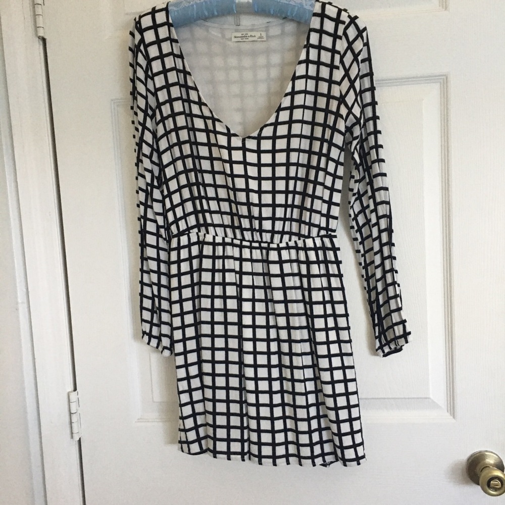 A & F dress size S